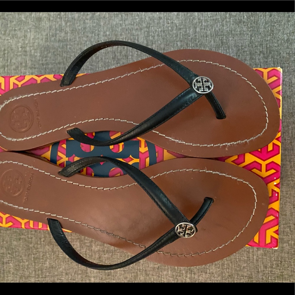 Tory Burch Terra Thong Size 8